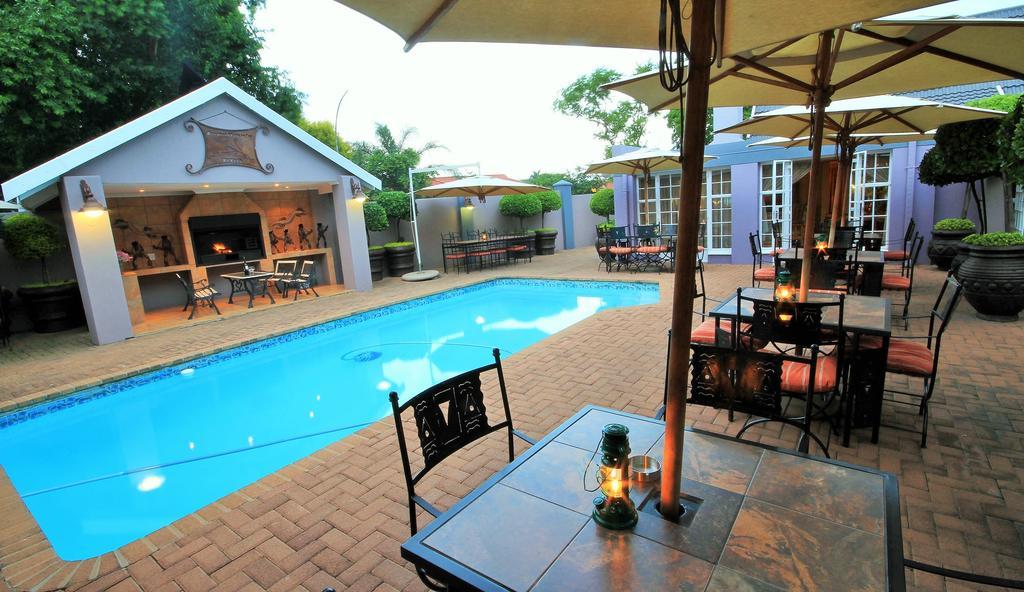 ホテル Avalon Guest Manor ニューカッスル エクステリア 写真